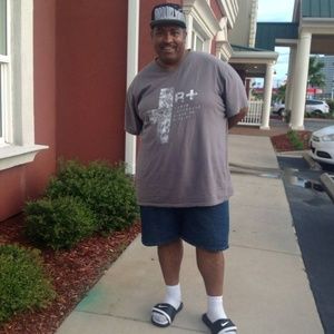 Meet your Posher, Robert